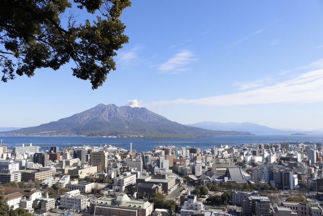 株式会社ジャストライト浪岡智がお送りする城山から見た桜島のイメージ画像